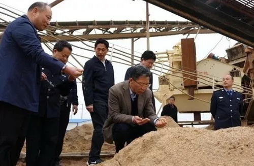 機(jī)制砂進(jìn)入“黃金時代”，機(jī)遇與挑戰(zhàn)并行，如何抓住機(jī)遇，你需要知道這四點！