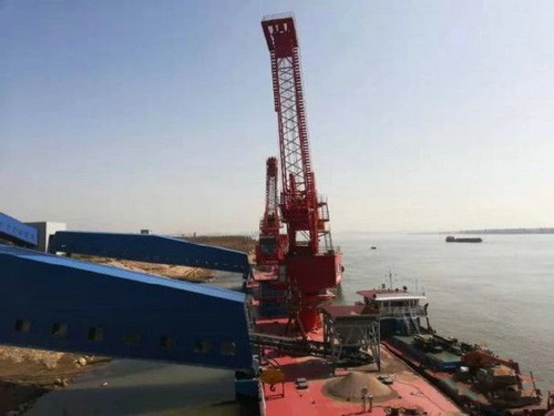 湖北一永久性砂石集并中心建成，總投資約2.5億元，年設(shè)計吞吐量360萬噸